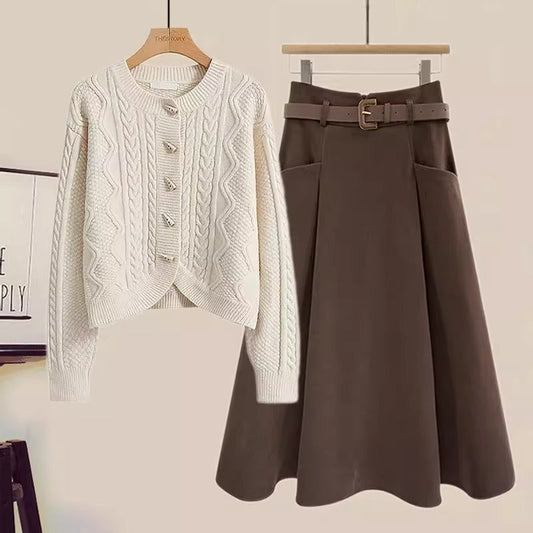 Leto Set of Sweater & Skirt With Belt In Cream