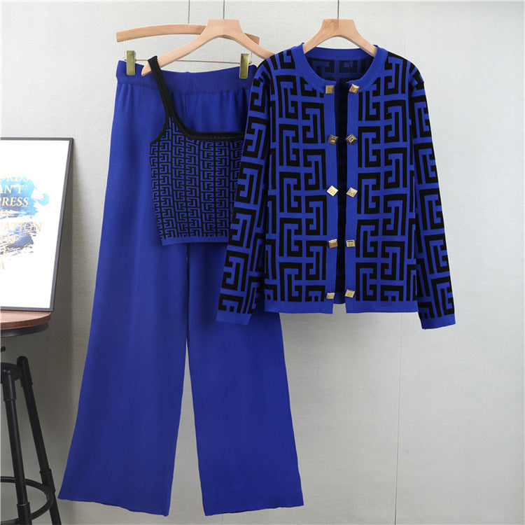 Dara Printed Coord Set With Cape