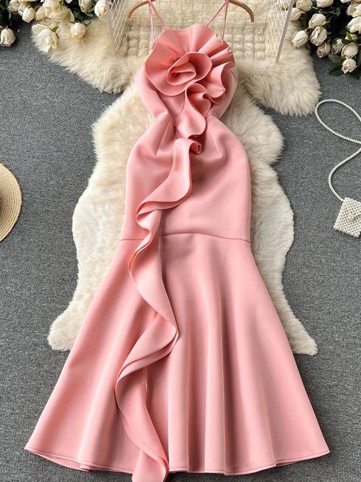 Abigail Statement Dress In Pink