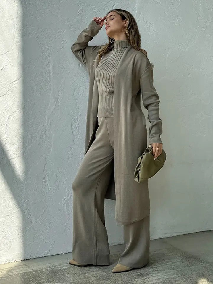 Aubrey Luxe Winter Coord Set with Cape