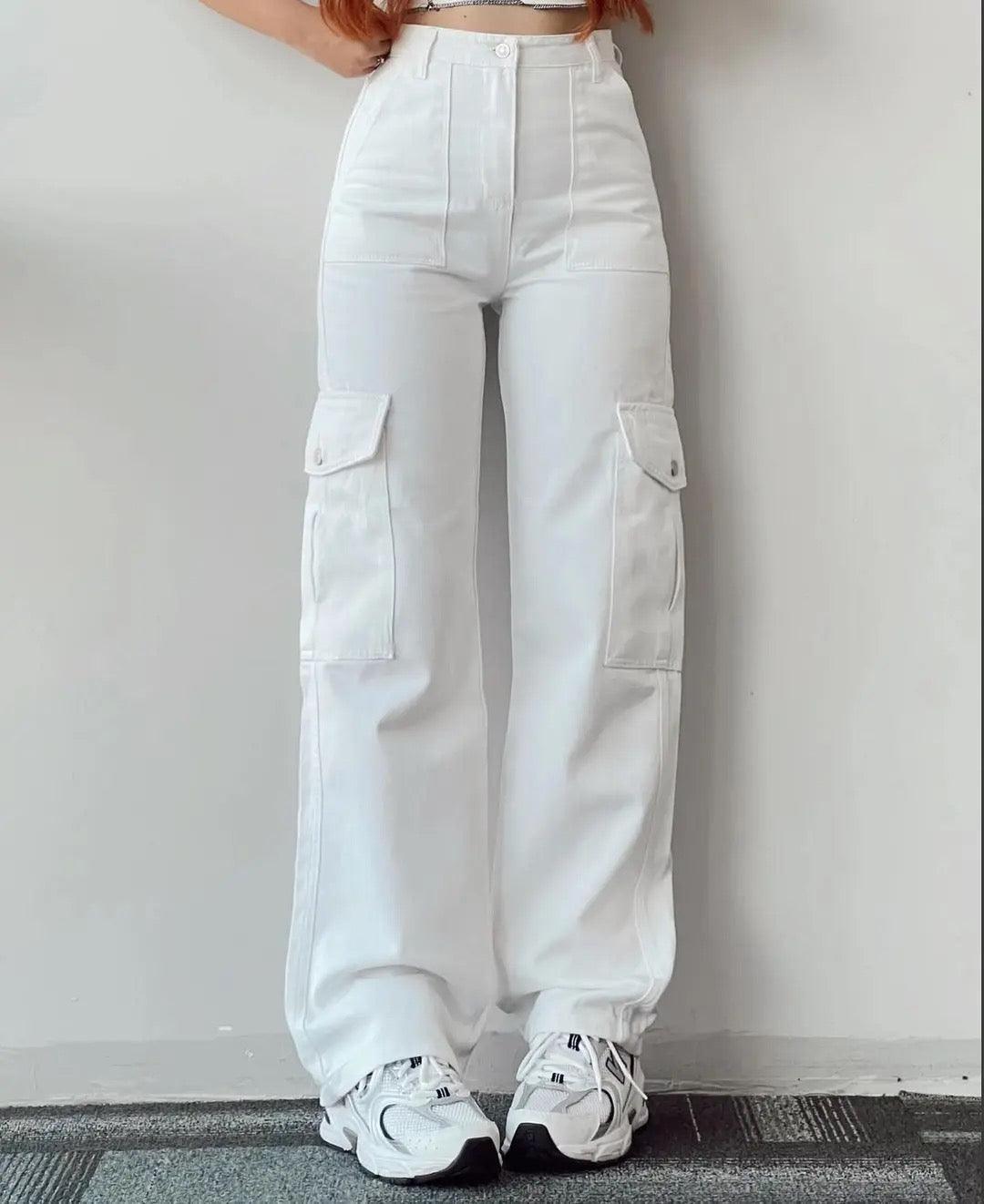 Roderno Cargo Statement Pants In White